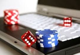 Live casino table game interface on kingjl with dealer and betting options